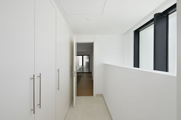 Image No.14-4 Bed Apartment for sale