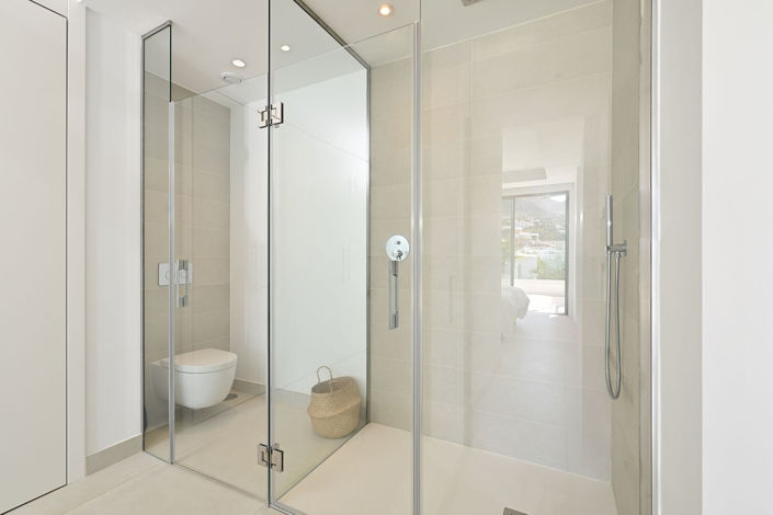 Image No.24-4 Bed Apartment for sale