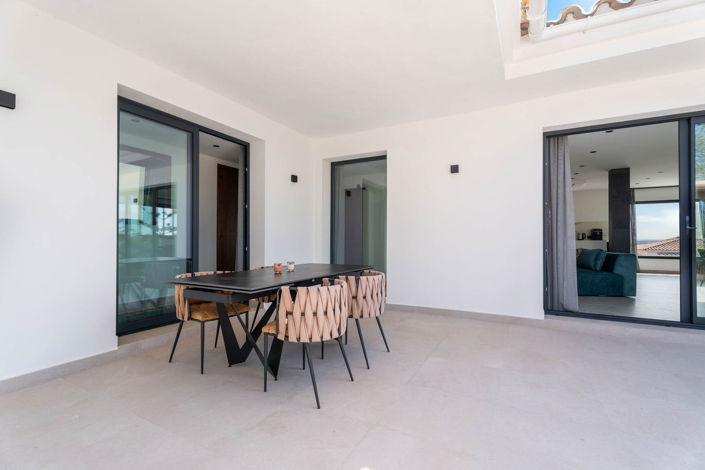 Image No.15-4 Bed Villa for sale