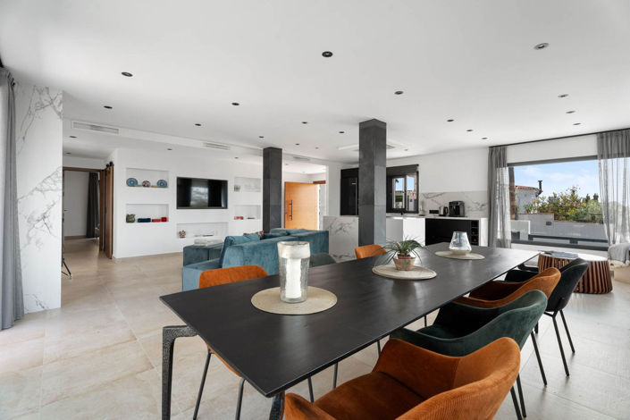 Image No.17-4 Bed Villa for sale