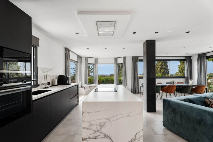 Image No.20-4 Bed Villa for sale