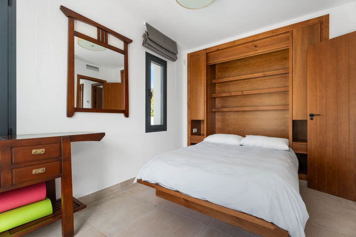 Image No.29-4 Bed Villa for sale