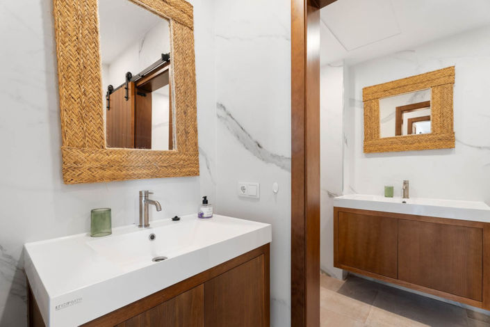 Image No.30-Villa de 4 chambres à vendre à Elviria