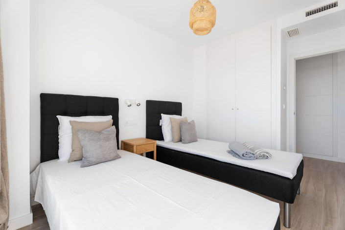 Image No.23-4 Bed Apartment for sale