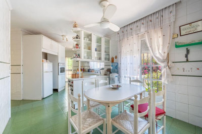 3-e898b2bb2a2fdfd06d2c39894dce8316