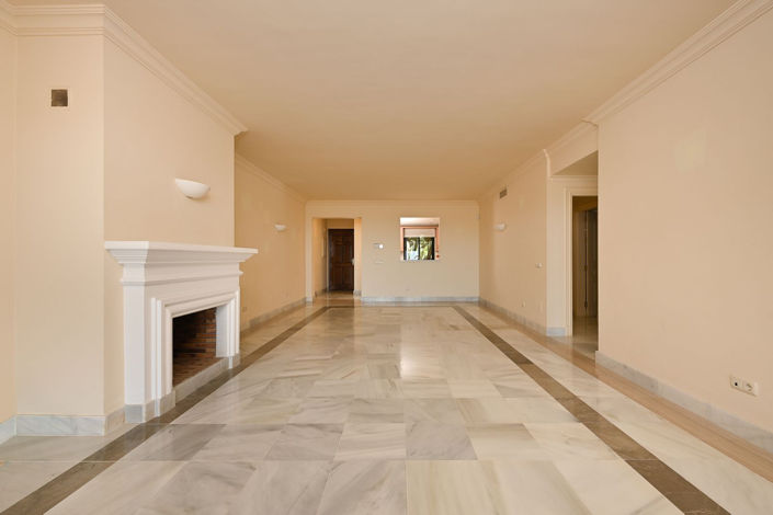 Image No.13-3 Bed Apartment for sale