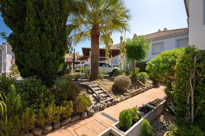 Image No.16-3 Bed Townhouse for sale