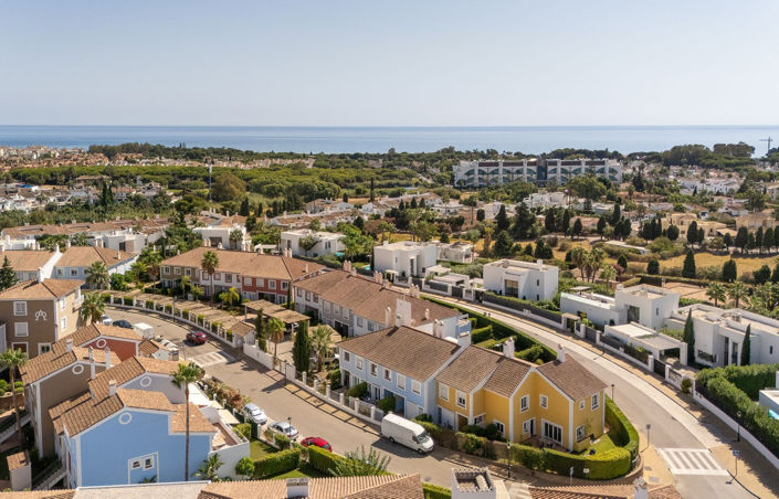 Image No.17-3 Bed Townhouse for sale