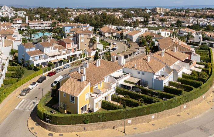 Image No.27-3 Bed Townhouse for sale