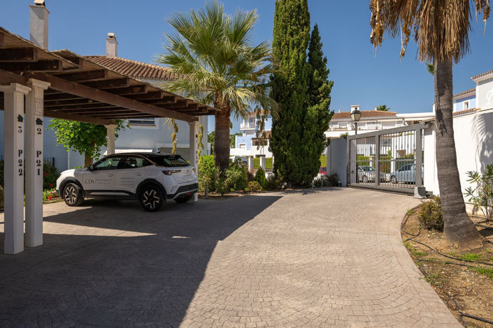 Image No.29-3 Bed Townhouse for sale