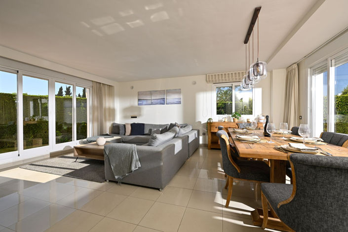 Image No.3-3 Bed Townhouse for sale