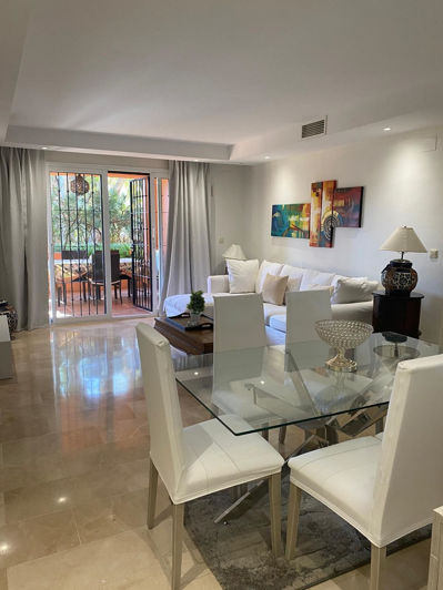 Image No.1-4 Bed Apartment for sale