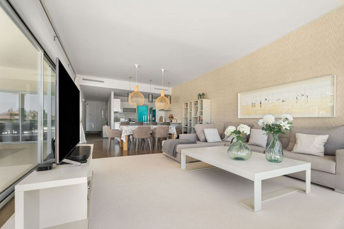 Image No.15-3 Bed Apartment for sale