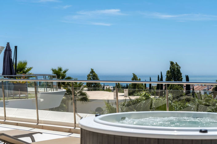 Image No.24-3 Bed Apartment for sale