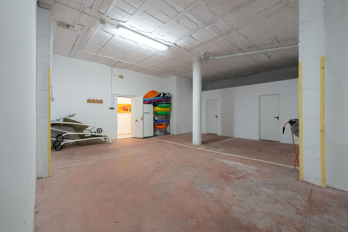 Image No.22-4 Bed Townhouse for sale