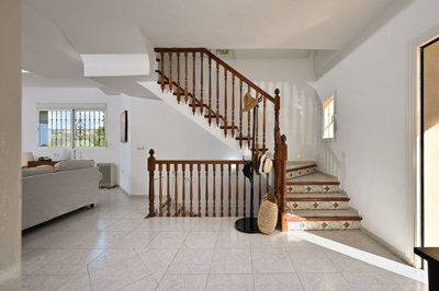 7-aa4cc561180b369757c0bb4af9886cd3