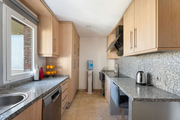 Image No.8-3 Bed Apartment for sale