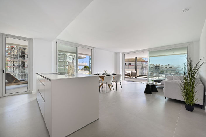 Image No.11-3 Bed Apartment for sale