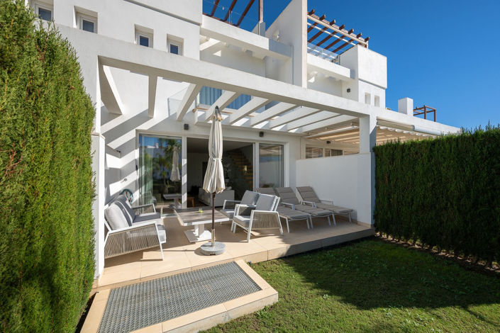 Image No.10-4 Bed Townhouse for sale