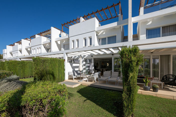 Image No.13-4 Bed Townhouse for sale