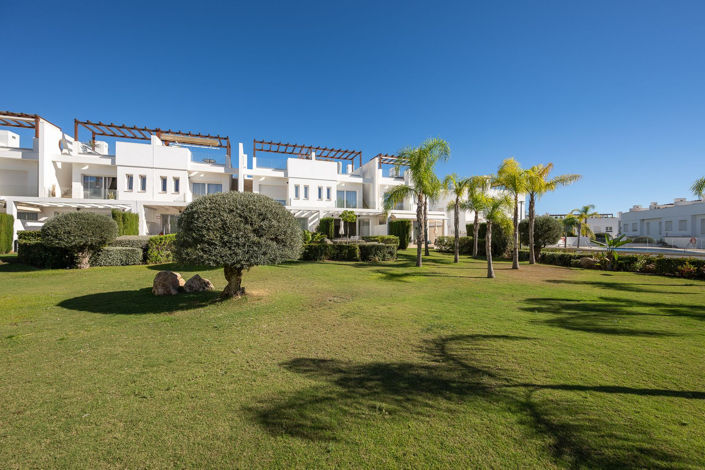 Image No.17-4 Bed Townhouse for sale