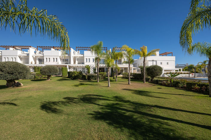 Image No.19-4 Bed Townhouse for sale