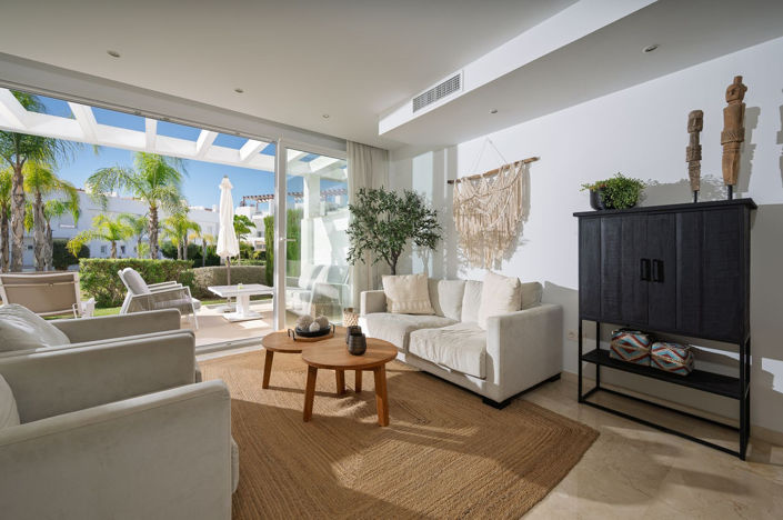 Image No.3-4 Bed Townhouse for sale