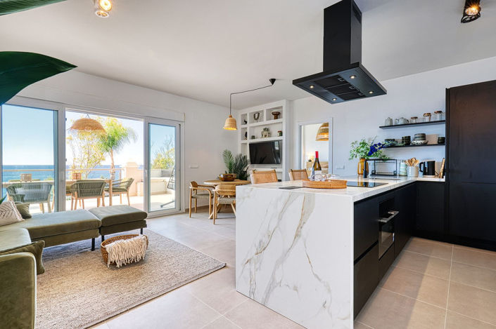 Image No.11-3 Bed Apartment for sale