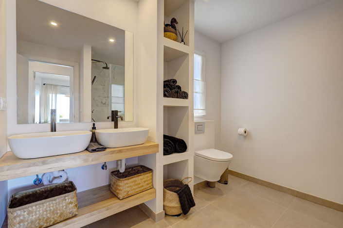 Image No.27-3 Bed Apartment for sale