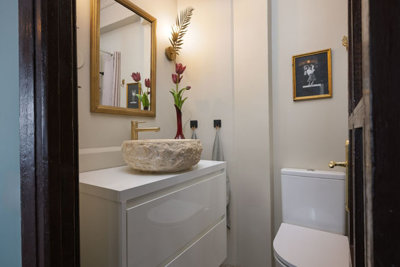 12-53013098fcab6c38b1379cd33298e050