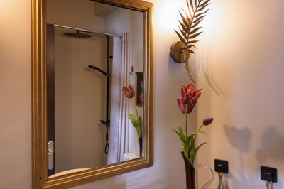 13-5fd73dea700db77384c091ca9818b1a9