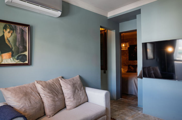 Image No.15-2 Bed Townhouse for sale