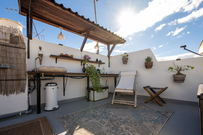 Image No.27-2 Bed Townhouse for sale