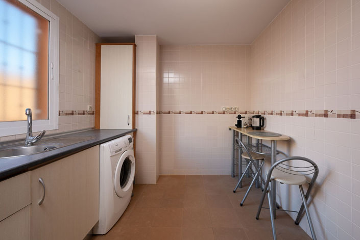 Image No.12-2 Bed Apartment for sale