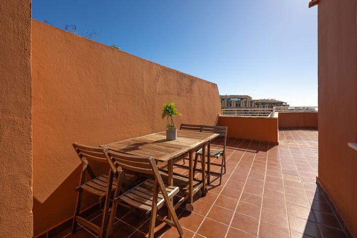 Image No.22-2 Bed Apartment for sale