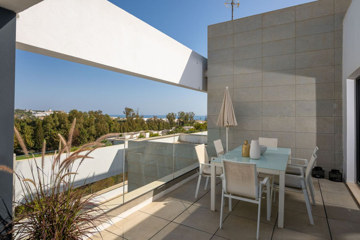Image No.15-3 Bed Apartment for sale