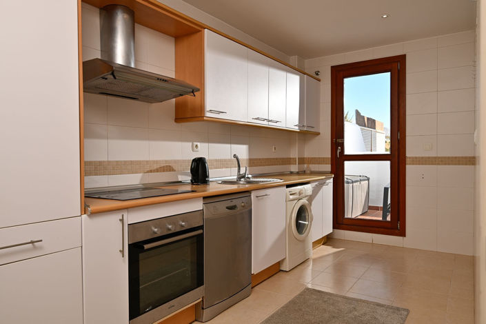 Image No.8-3 Bed Apartment for sale