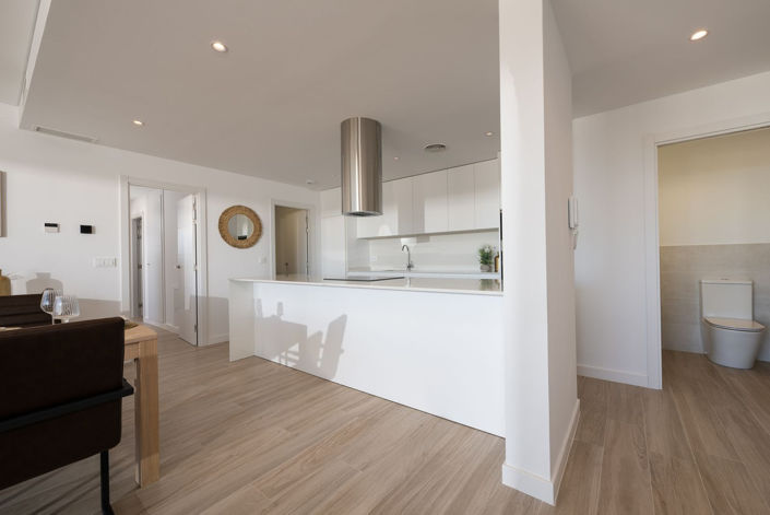 Image No.12-4 Bed Apartment for sale