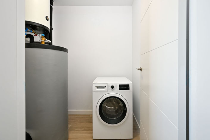 Image No.19-4 Bed Apartment for sale