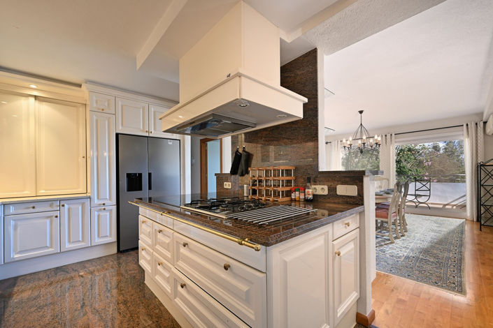 Image No.20-4 Bed Apartment for sale