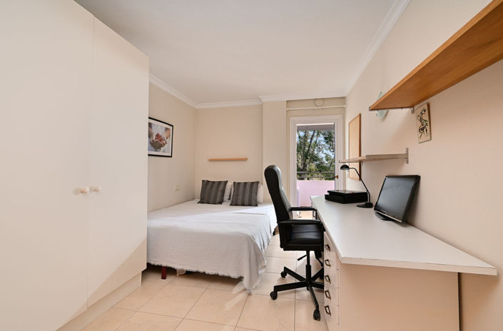 Image No.29-4 Bed Apartment for sale