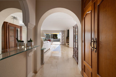 7-aa4cc561180b369757c0bb4af9886cd3