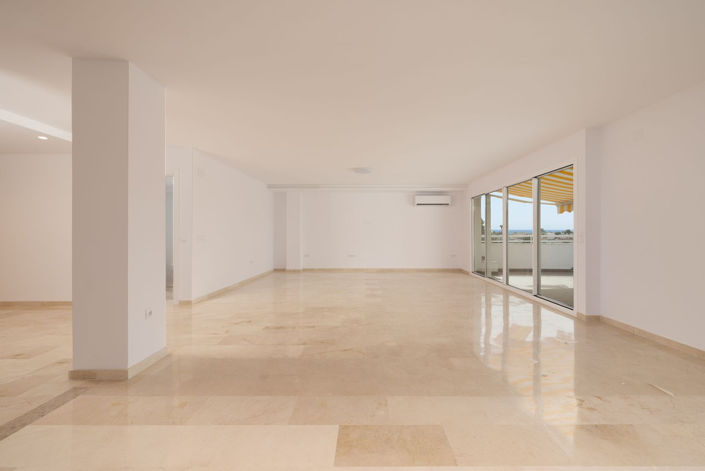 Image No.8-4 Bed Apartment for sale