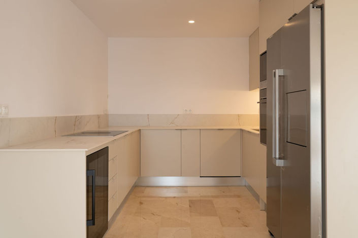 Image No.9-4 Bed Apartment for sale