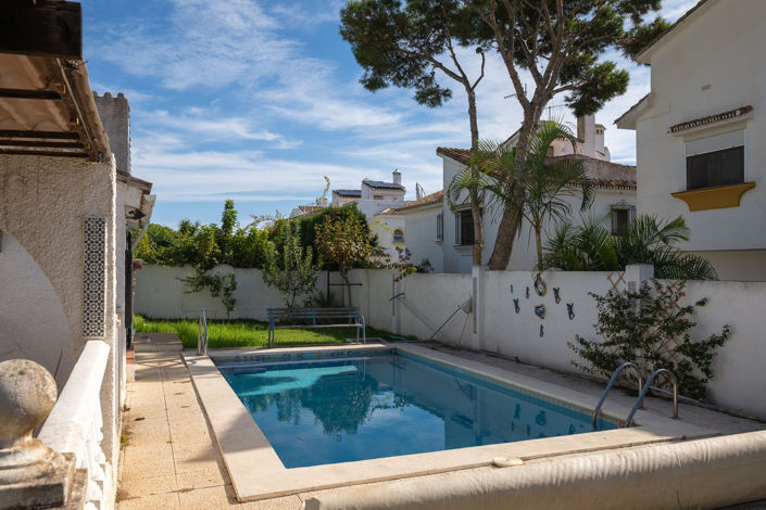 Image No.19-3 Bed Villa for sale