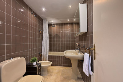 11-20939a0134ad724a8cb2a801094d15a4