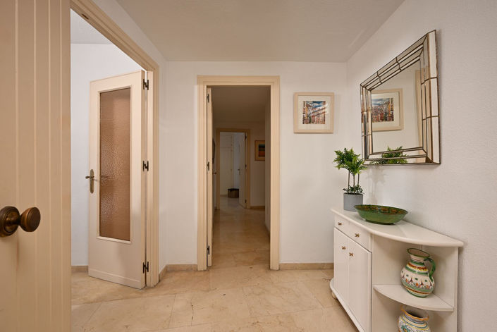 Image No.6-3 Bed Apartment for sale