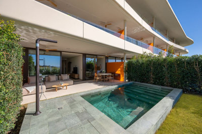 11-20939a0134ad724a8cb2a801094d15a4