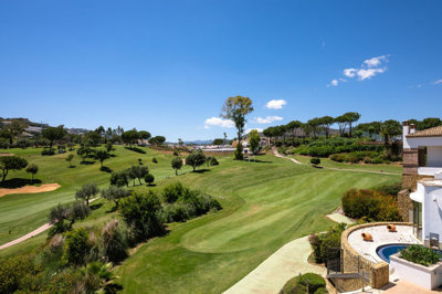 11-20939a0134ad724a8cb2a801094d15a4