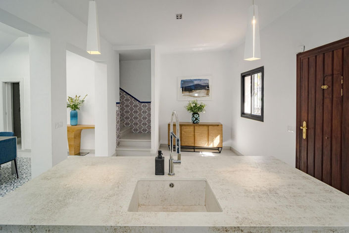 Image No.20-4 Bed Townhouse for sale